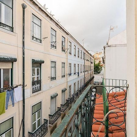Attic Apartment With Balcony In Bairro Alto ลิสบอน ภายนอก รูปภาพ