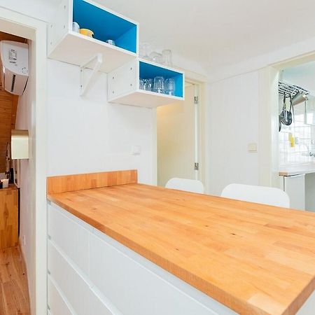 Attic Apartment With Balcony In Bairro Alto ลิสบอน ภายนอก รูปภาพ